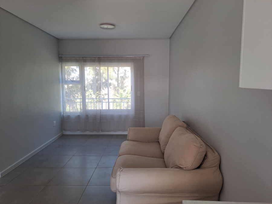 To Let 2 Bedroom Property for Rent in Newinbosch Western Cape